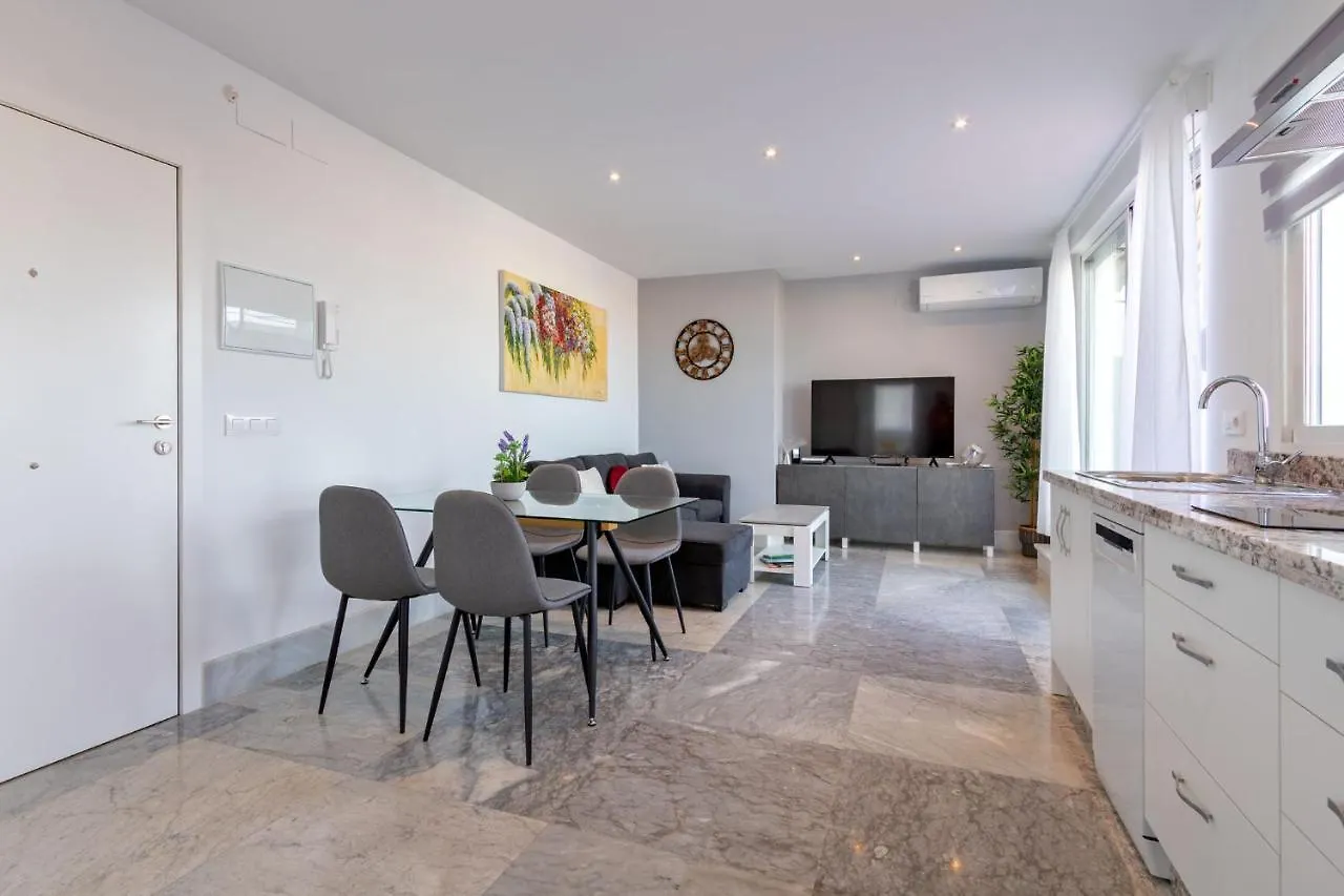 City Center Deluxe Sky View By Valcambre Seville Apartment